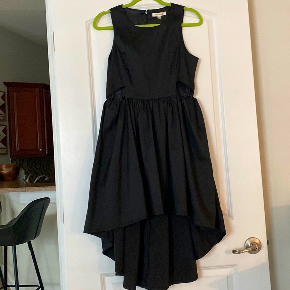 NWT Francesca’s - High low dress
